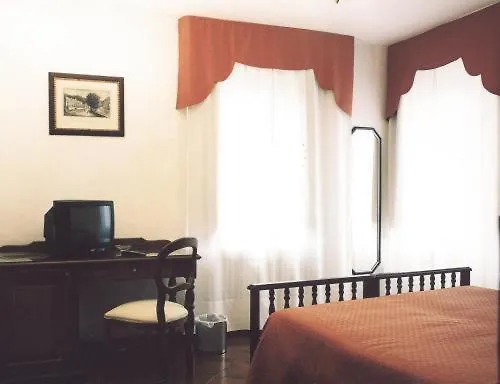 ***  Hotel Ristorante Corona Lucca Itálie